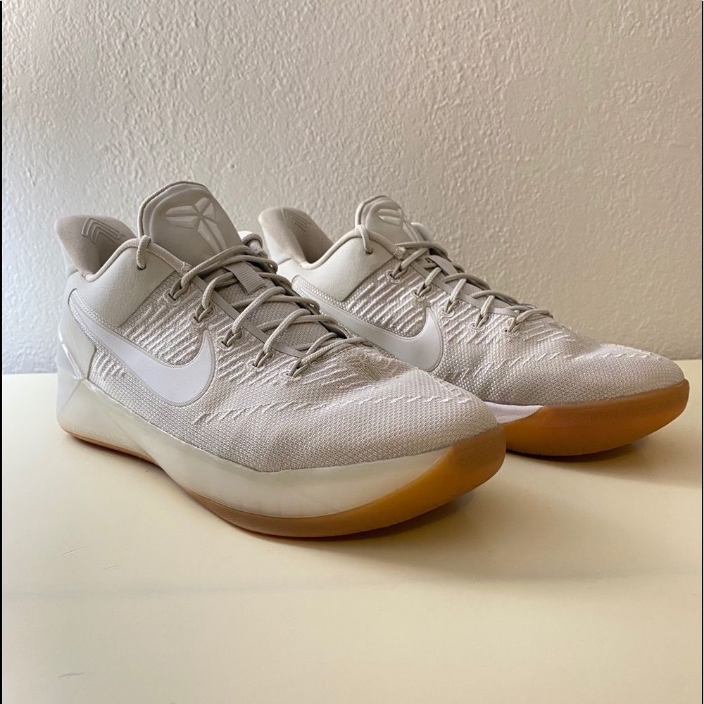 NIKE kids Kobe ADs